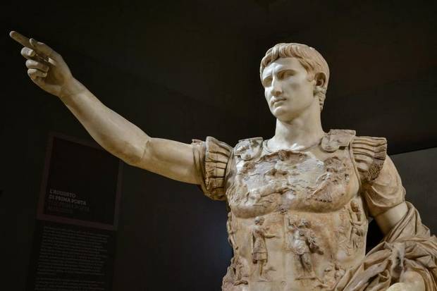 2000 éve halt meg Augustus császár